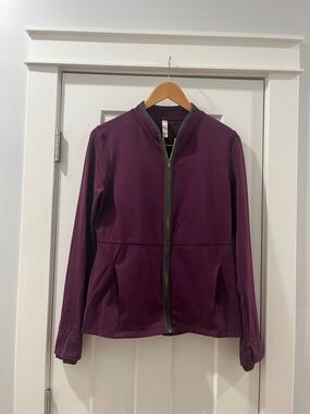 Lucy Plum Gray Neon Zip Up Jacket Medium Activewear Golf Sporty Workout EUC